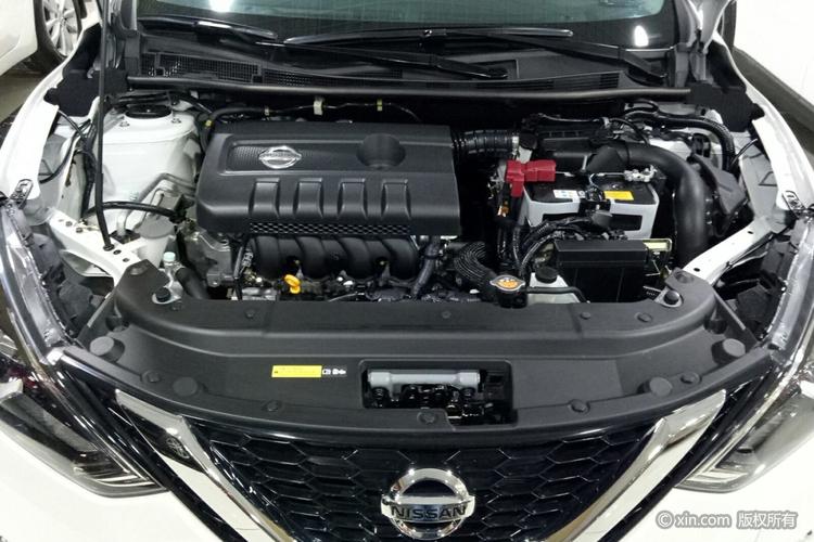 日产轩逸发动机舱