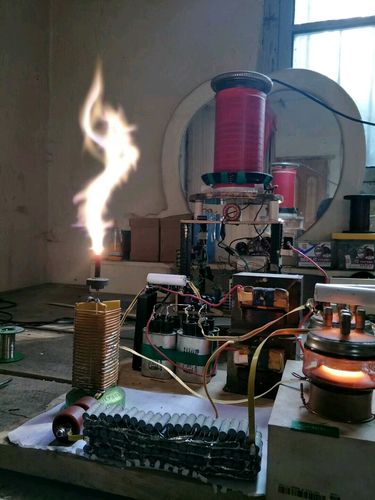 电子管自激射频特斯拉线圈hfvttc