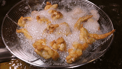 这家深巷里的炸鸡店好吃到让你骨头都