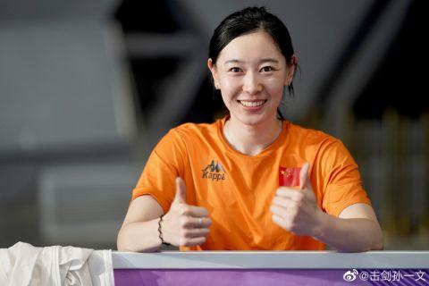 随着获得冠军而受到关注后,有网友也扒出了她私生活的一面,孙一文不仅