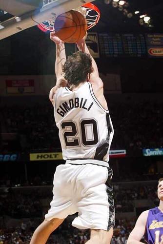 吉诺比利——长发飘飘的杀手本能,马努无愧妖刀之名