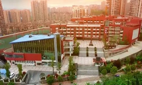 北京师范大学贵阳附属中学