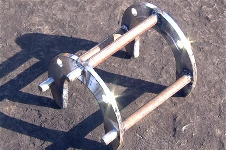 【科技创新】法兰盘找正装置 提升管路安装效率