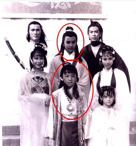 他叫王书麒.