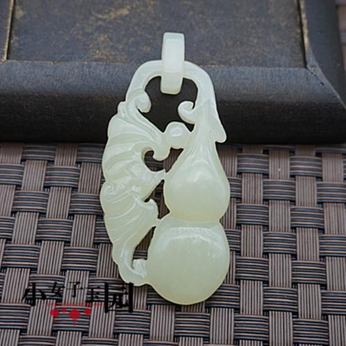 和田玉镂空雕刻福禄寿吊坠挂件颈饰仿明清雕刻拉丝蝙蝠葫芦玉佩