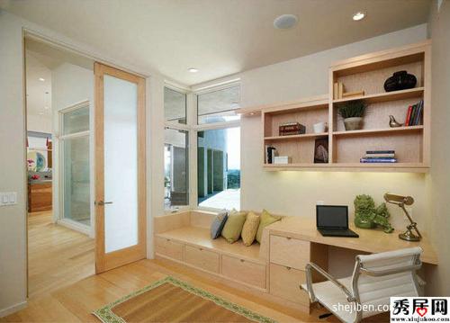 现代风格交换空间小走廊改榻榻米卡座连书桌一体设计效果图