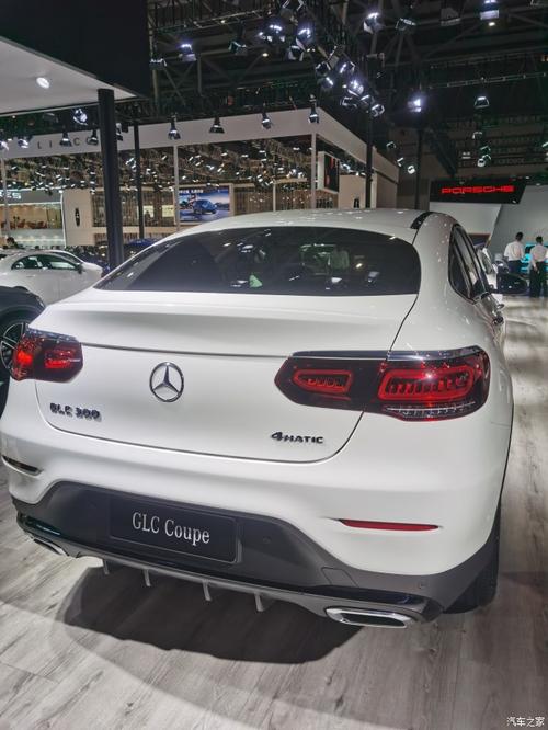你好奔驰!glc300轿跑suv