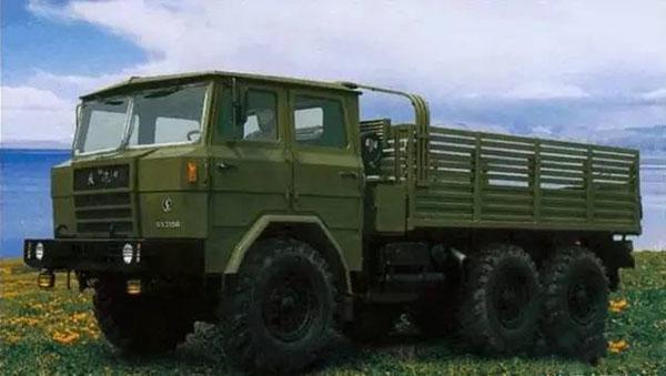 中国火炮牵引车"陕汽sx250"