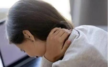 女性为什么容易患上颈椎病女性预防颈椎病的方法
