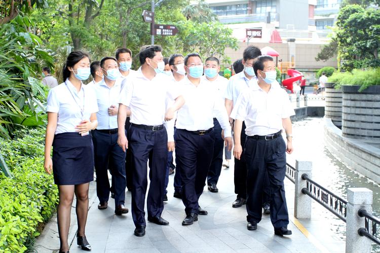 深圳市市委常委,政法委书记余新国,深圳市政法委常务副书记梁增昌