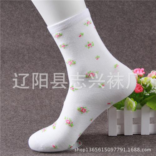 女士纯棉白卡通200针高筒辽阳小北河袜子厂家批发