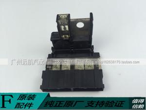 日系轩逸骐达骊威颐达天籁逍客奇骏阳光汽车保险丝盒插座电瓶保险