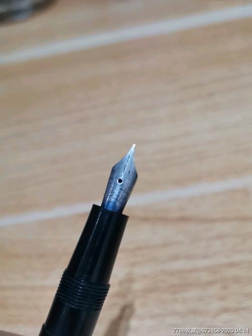 博士牌钢笔