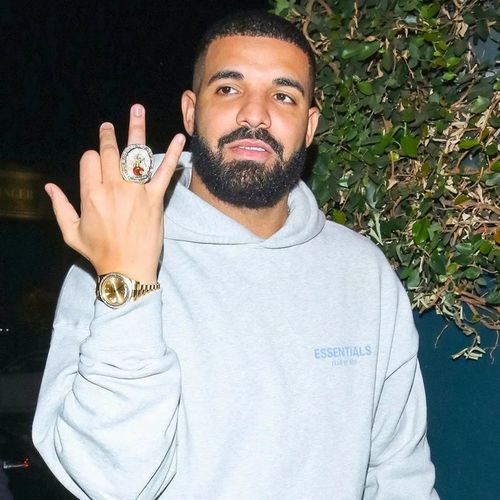 drake随便在家拍个mv就引来尬舞挑战比伯接受挑战抖音尬舞
