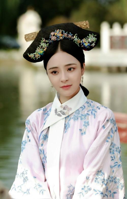  p>年姝媛,电视剧《 a target="_blank" href="/item/花落宫廷错流年