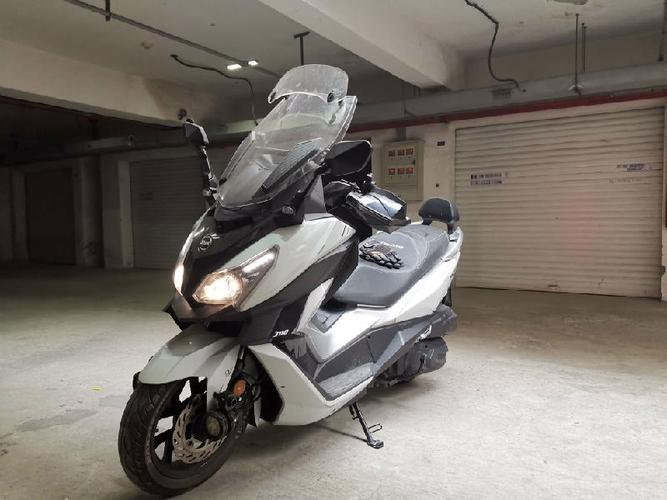 台产大贸三阳巡弋300踏板摩托车,京b私户,18年9月车,12600多公里,因换