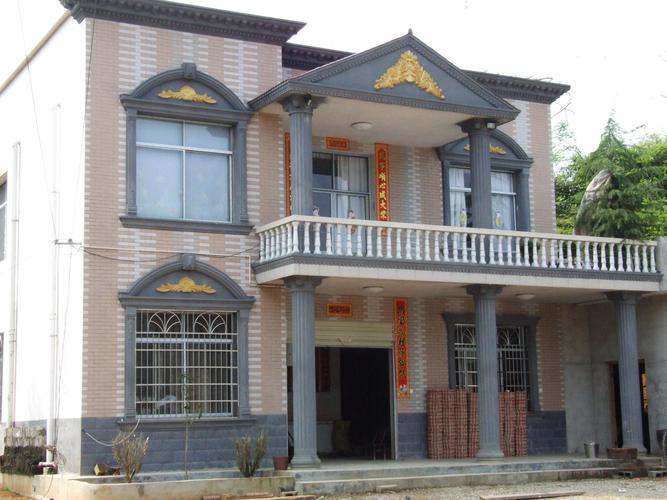 欧式风格罗马柱围墙栏杆装修效果图