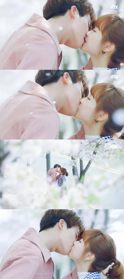 大力女都奉顺 朴炯植 朴宝英 壁纸