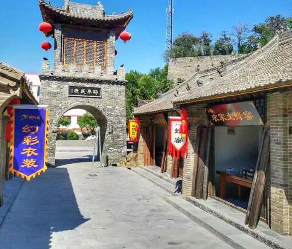 如果你厌倦了城市的快节奏 那么不妨来玉川古寨