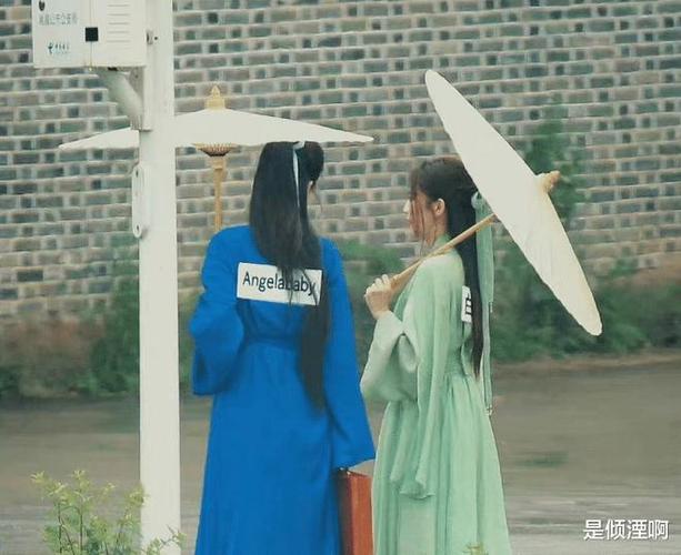 白鹿奔跑吧绿衣造型梦回周生如故和杨颖同框cp感十足