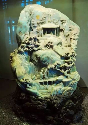 七年时间将7吨玉石雕成世界最大玉雕堪称国宝