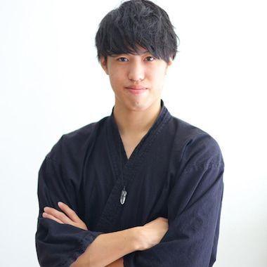 日本人气整体师川岛悠希分享「3分钟双眼皮按摩术」,帮助消除眼部浮肿
