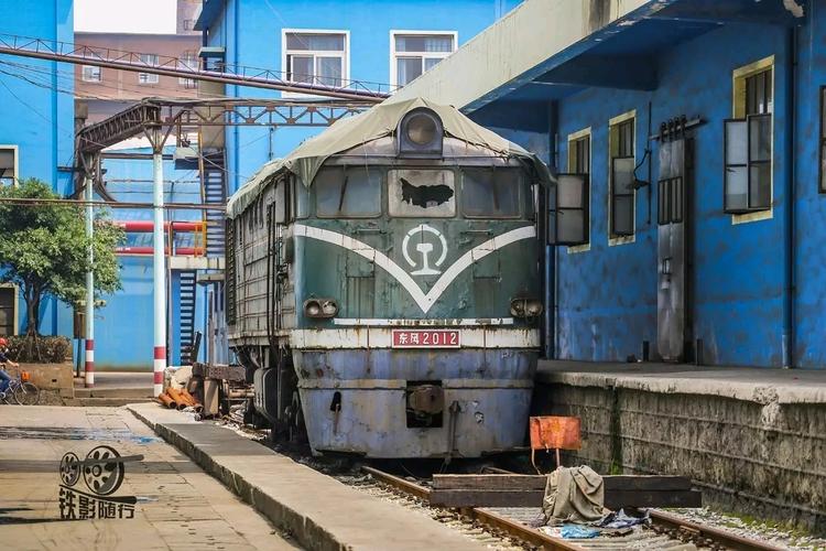 春城活化石火车迷心中的国宝云南铜业冶炼厂老东风