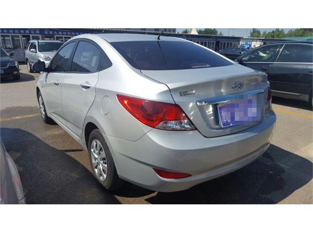 现代 瑞纳三厢 2010款 1.4 gs at