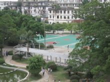 平南县中学是一所自治区级示范性普通高中,坐落在广西贵港市平南县