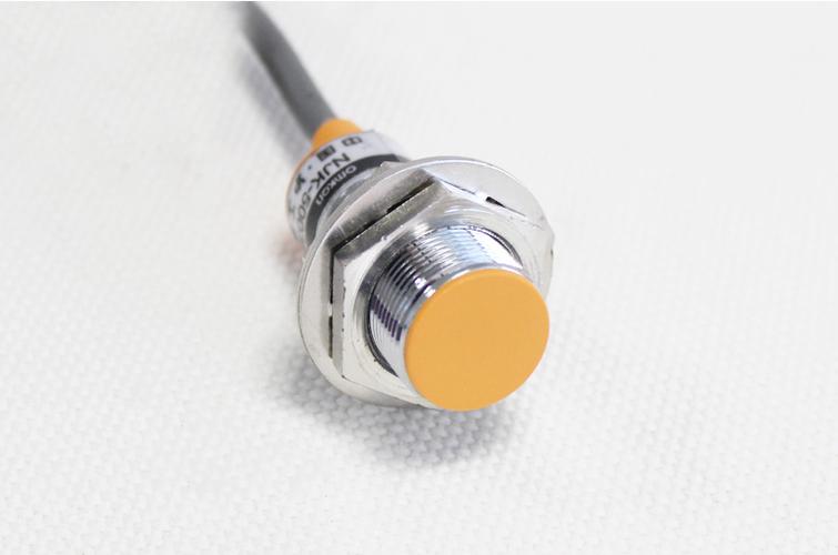 中国霍尔位移传感器njk-5003a.b.c.d磁力开关感应感应