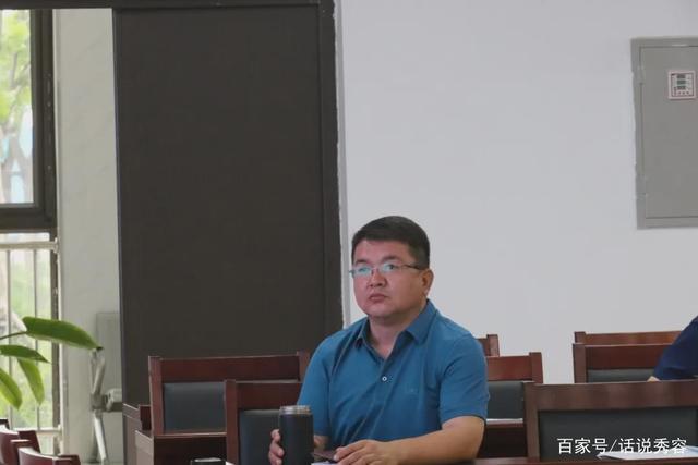 忻州一中副校长,忻州一中北校区校长陈汉明 参加论坛