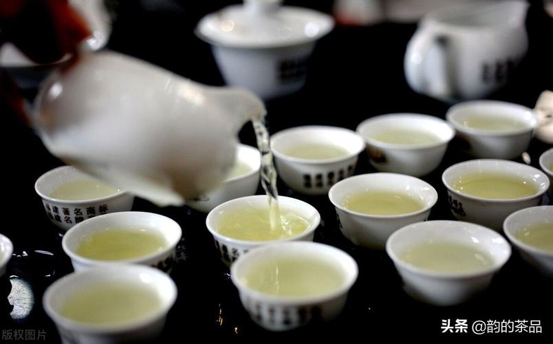 如何泡功夫茶(冲泡功夫茶的八个步骤)