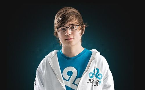 lol:c9战队女装大佬sneaky又出新作品 这在lpl不被喷退役才怪