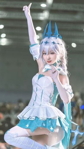 【cp28】琪亚娜冬之公主 「只要我喜欢,本小姐就会有办法得到,芽衣