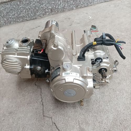 雷沃110自动离合三轮车发动机正常使用不烧机油.不包邮运费另付