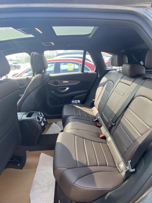 glc260l豪华 月光石灰 选内饰_咖啡_梅赛德斯-奔驰怎么样_mercedes