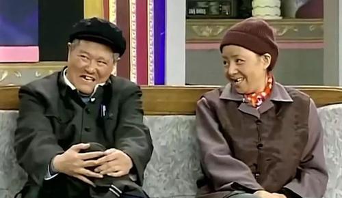 还是与宋丹丹搭档的"白云,黑土"系列小品