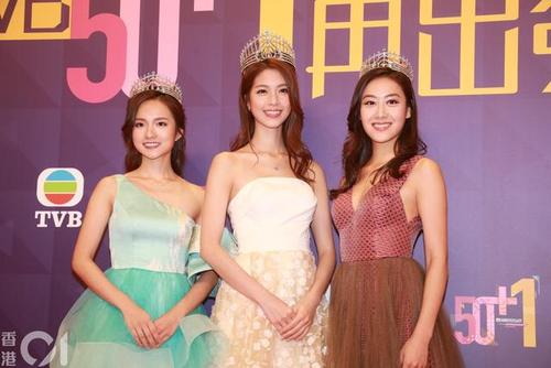 2019年港姐冠军黄嘉雯,亚军王菲,季军古佩玲