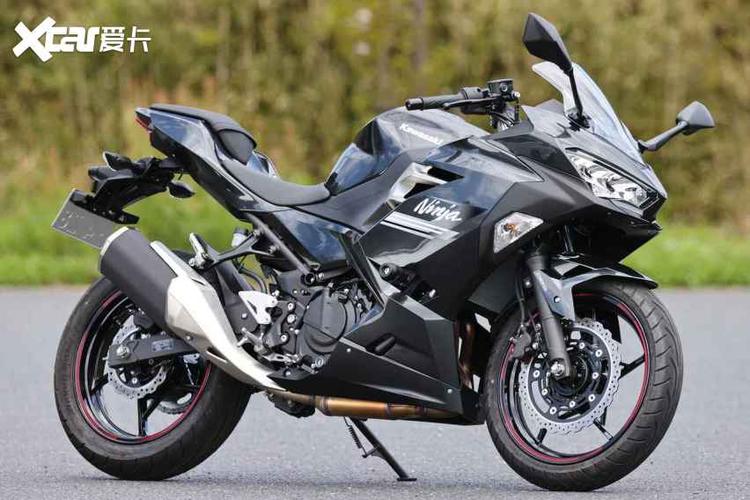 日系摩托6款250cc入门仿赛摩托,川崎四缸配置强悍,本田赛道快