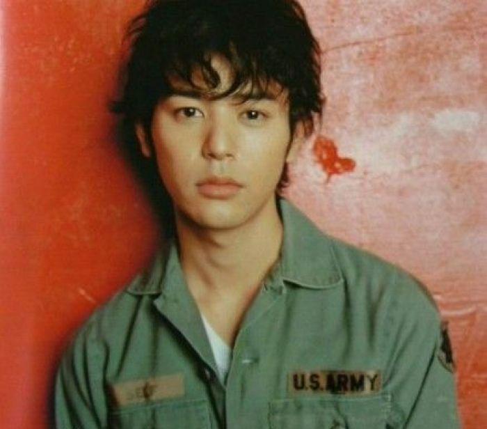 日本70,80年代的绝美男星,都认识你就是资深日剧迷!