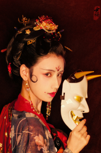 朱颜染尘【女祸】因祸起,而祸生,吾名:女祸!