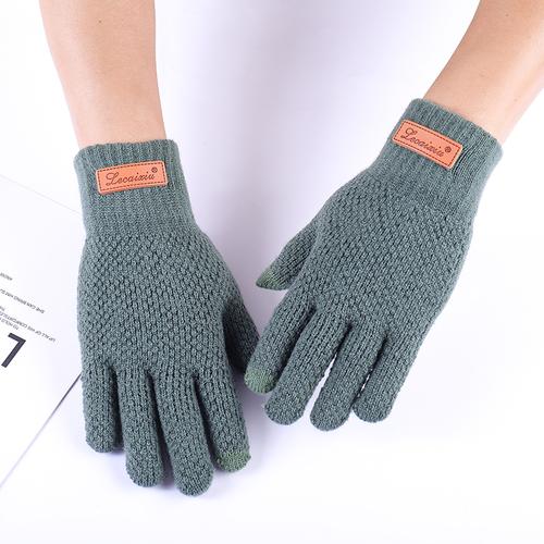 适合年龄:初中学生以上成人男士都可以戴的所有手套标价是一双的价格