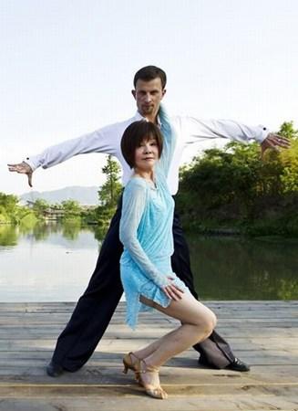 《饮食男女2》杭州探班 归亚蕾演绎不老的心