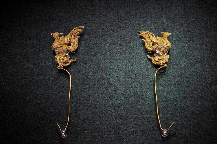 也许这就是迎春的累丝金凤