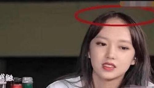 有种"变脸"叫女明星没刘海,程潇前后判若两人,lisa更不敢认了!