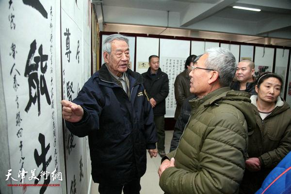 组图:第七届金土地书画展在武清区王庆坨镇开展