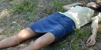 据报道,9月12日上午,济南郭店西枣园村惊现一具年轻女尸,据现场目击者