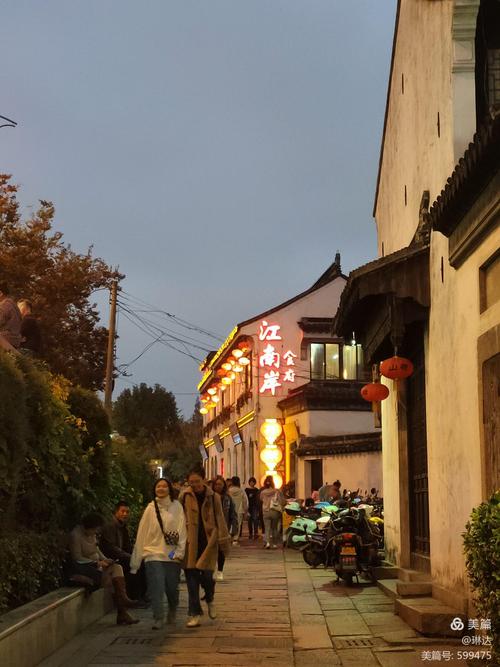 苏州三塘镇夜景