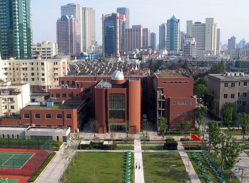 中学:上海闵行区公办之市西中学