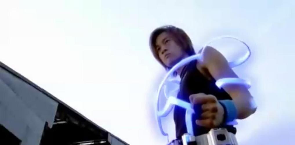 最后就是在《假面骑士》中饰演过村上社长的部下leo,是假面骑士psyga